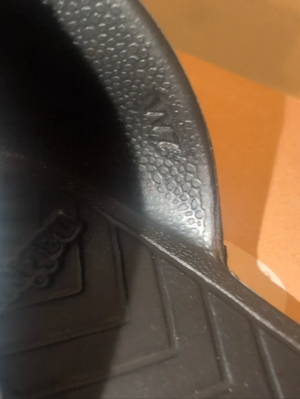 Native classic black